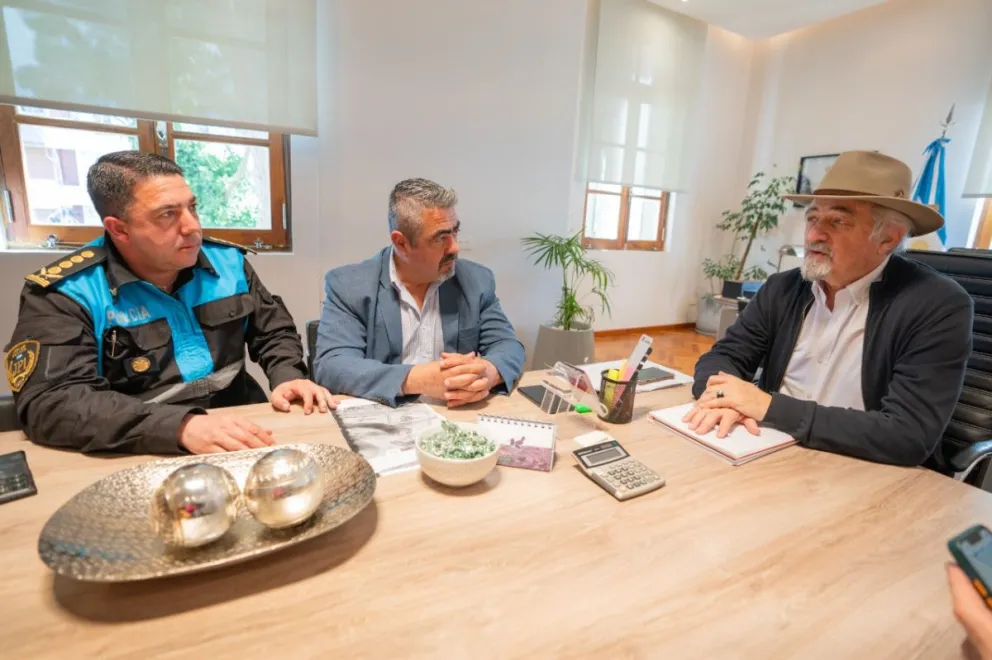 Othar se reunió con el ministro Iturrioz para avanzar en temas atinentes a la Policía