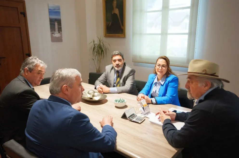 Macharashvili recibió a autoridades del Banco Credicoop