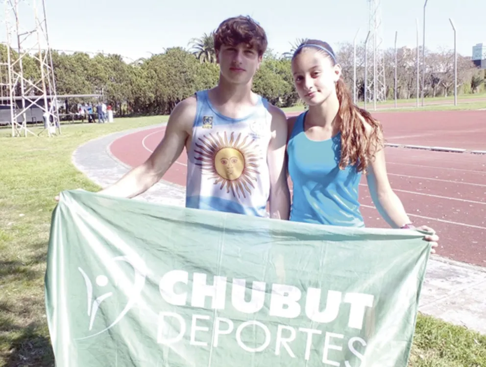 Sarmientinos le dieron medallas a la provincia