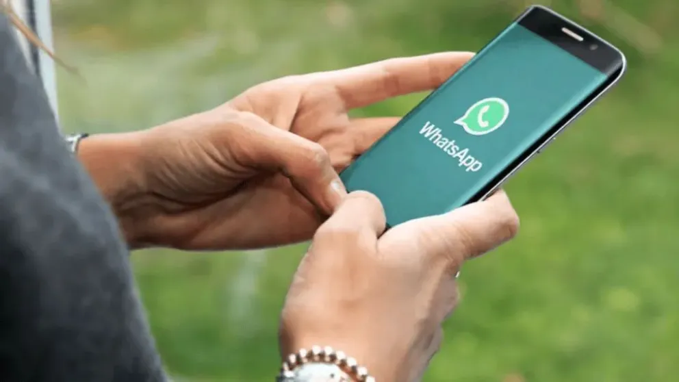¿Se está quedando sin espacio en su celular? Aprenda cómo vaciar la papelera de WhatsApp y liberar espacio