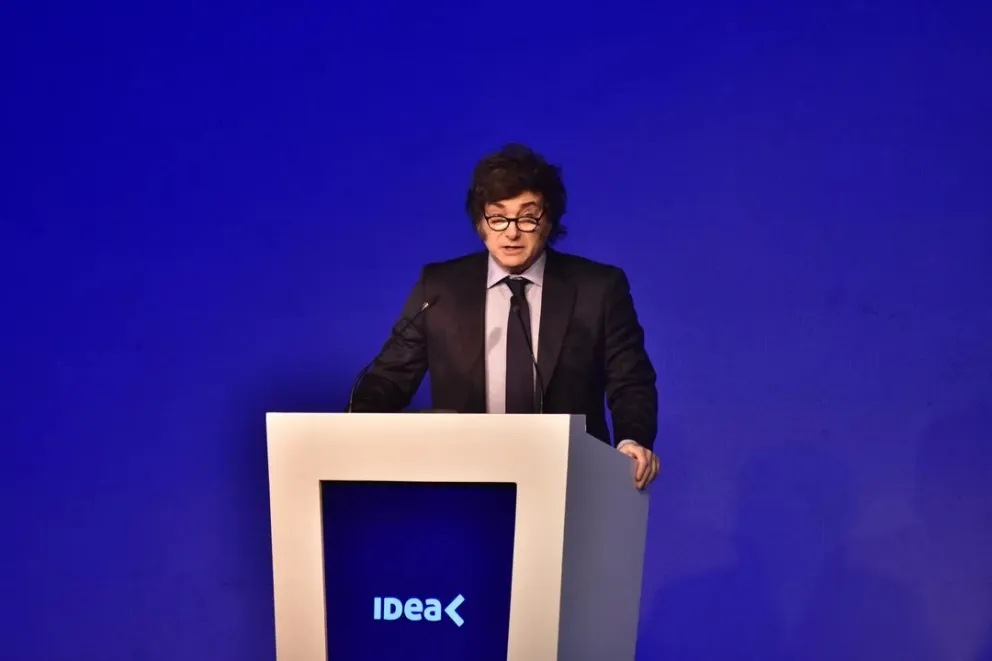 Milei en IDEA: "Las universidades van a seguir siendo públicas solo que van a ser auditadas"