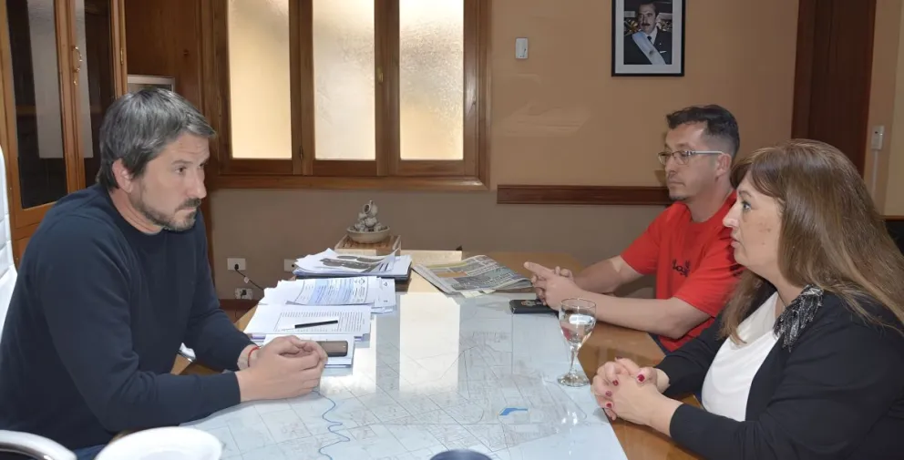 Diálogo constructivo entre Merino y la oposición política en Trelew