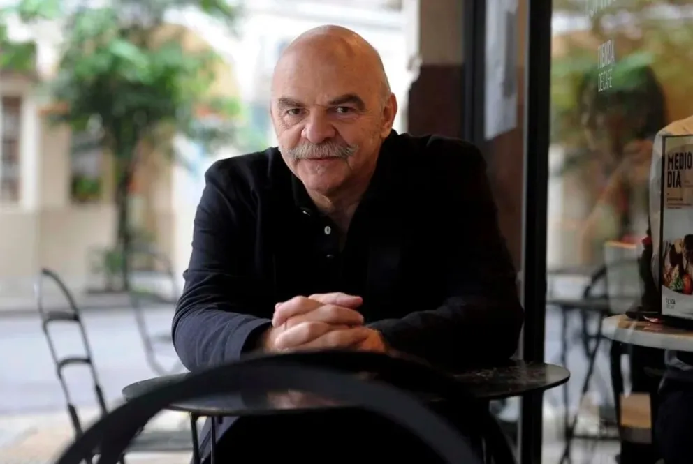    El escritor Martín Caparrós reveló que tiene ELA