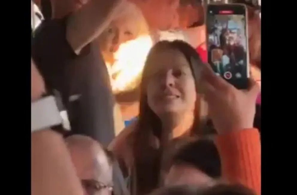 El Gobierno denuncia “violencia institucional” por el escrache a Sandra Pettovello en Aeroparque
