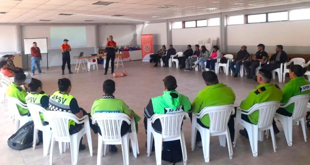 Provincia brindó capacitaciones en RCP y prevención de incendios forestales en Esquel