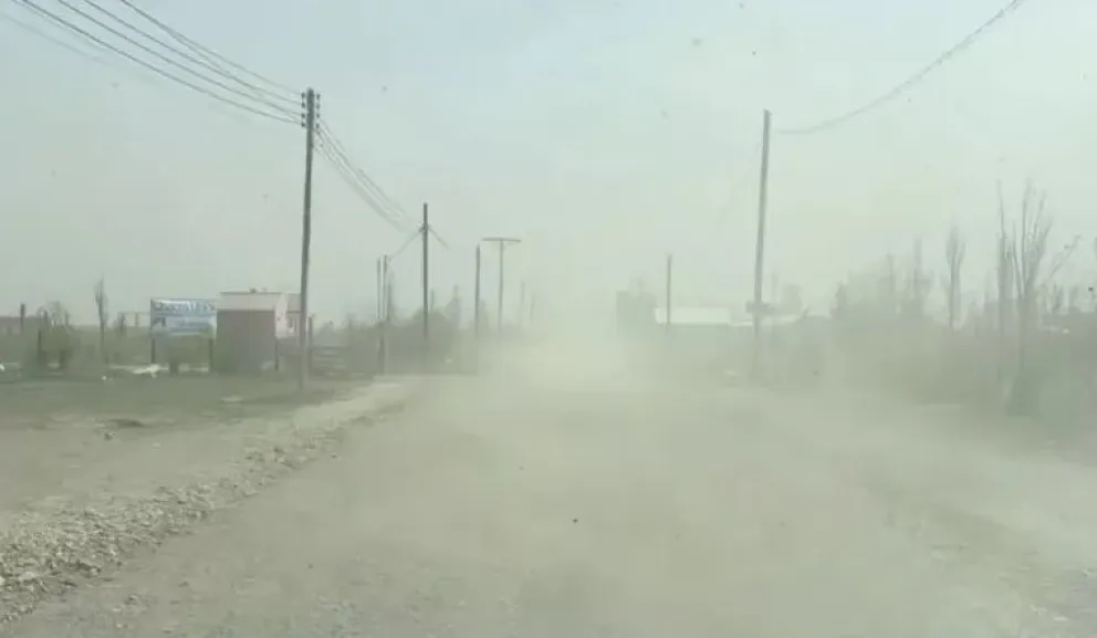 Restricciones de tránsito en rutas de Santa Cruz por temporal de viento