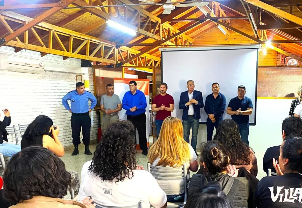 Se realizó un curso de capacitación para futuros videovigiladores de Centros de Monitoreo de Trelew