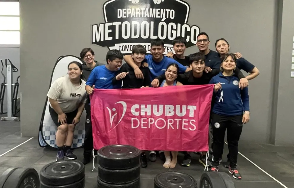 Cerraron los Evita con la final de levantamiento olímpico