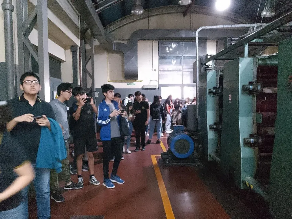 Crónica continúa convocando a los jóvenes comodorenses