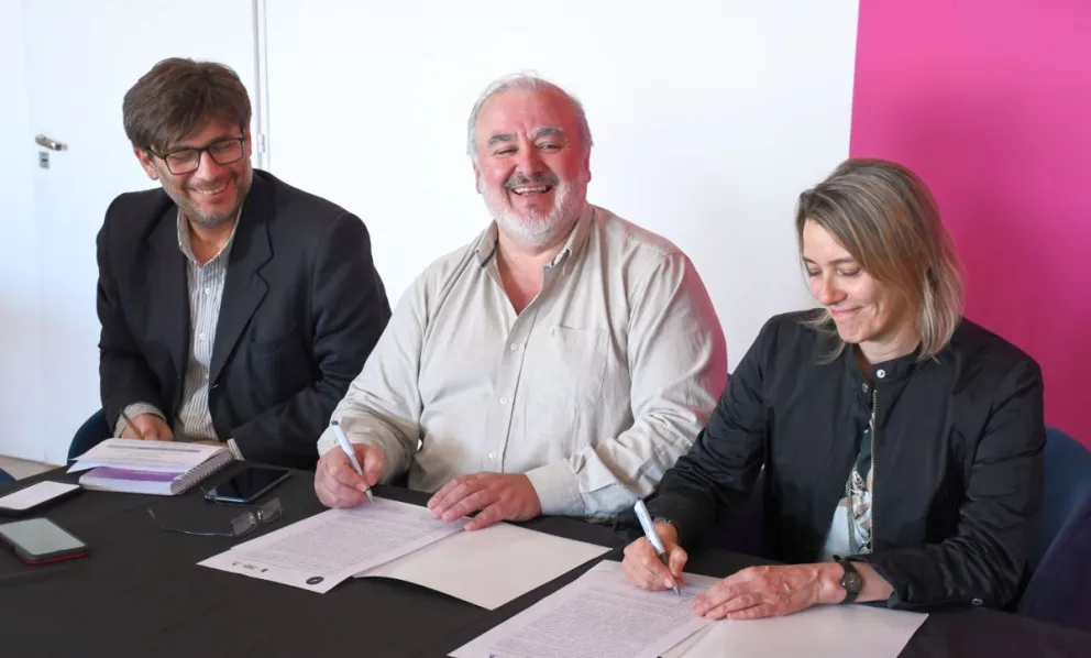Comodoro Conocimiento y la Universidad trabajarán en conjunto para capacitar a trabajadores