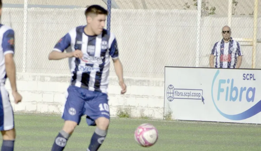 La eficacia de Ferro le terminó abriendo el camino a la goleada