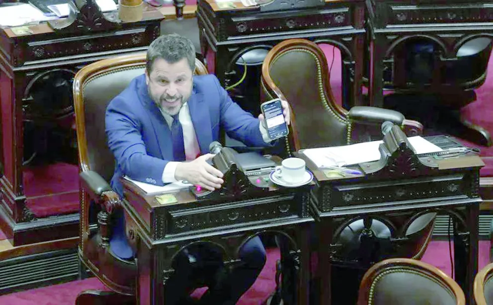 Tetaz afirma que JxC no existe más y ubica al PRO en una lista con La Libertad Avanza para 2025