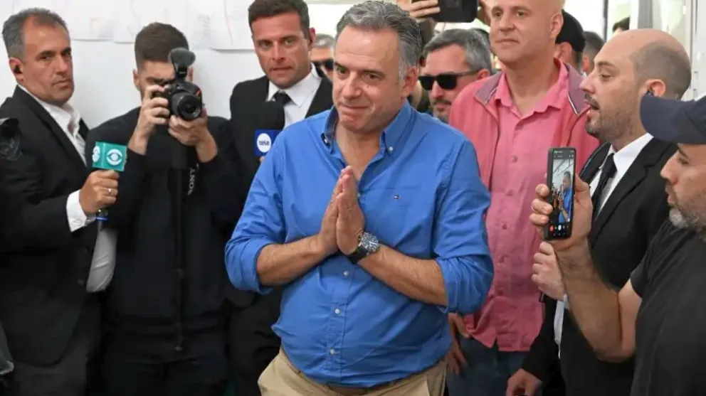 Elecciones en Uruguay: Orsi se impuso pero irá a balotaje con Delgado