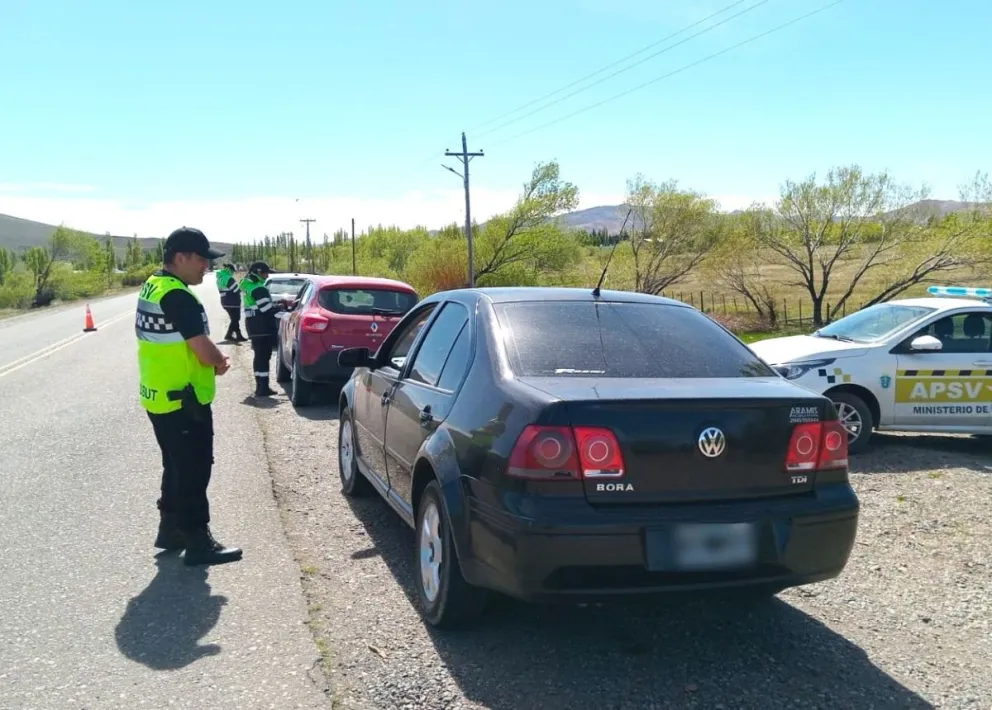 El Gobierno del Chubut controló más de 10 mil vehículos y retiró de la vía pública a 56 conductores alcoholizados