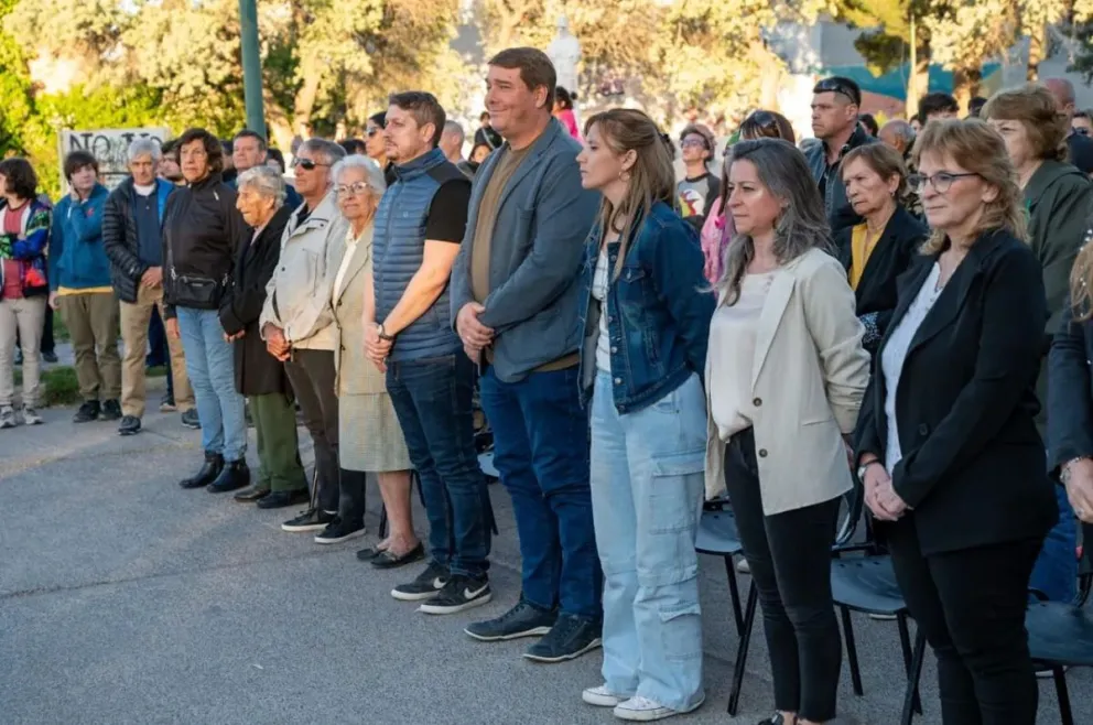 Emotiva inauguración del Paseo Manos del Alma en la ciudad de Rawson