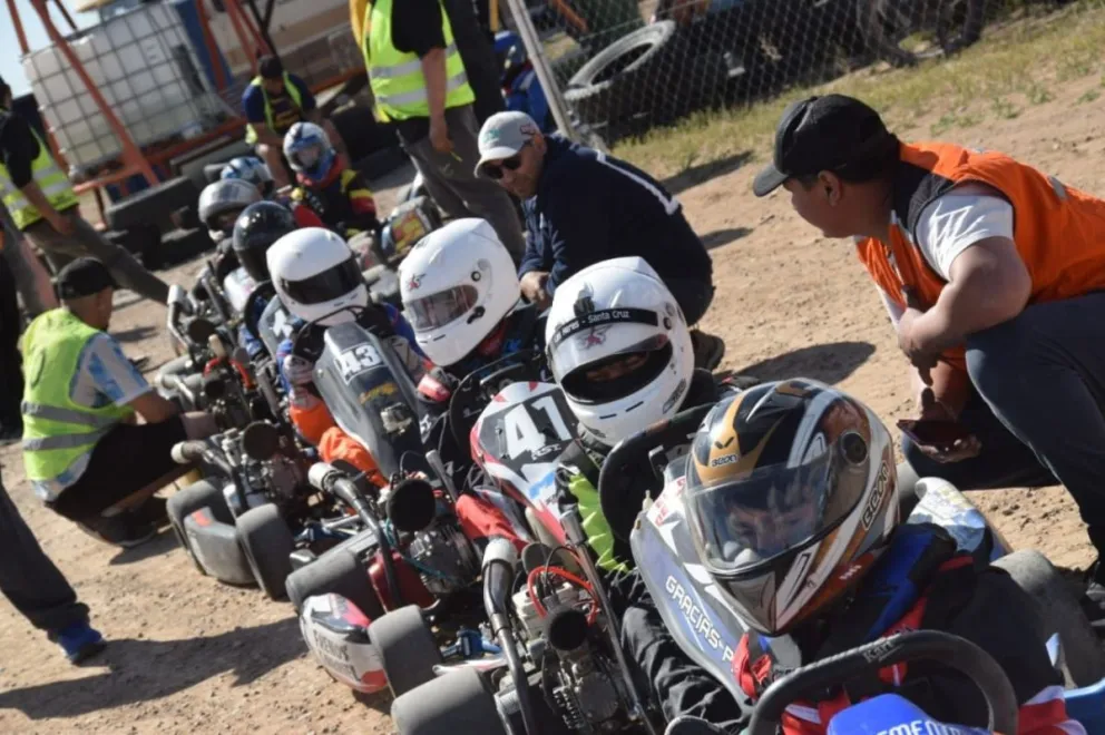 Pico Truncado arranca con éxito la competencia en su nuevo Kartódromo