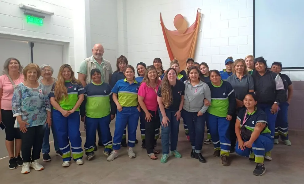 Urbana junto a APAEC contra el cáncer de mama