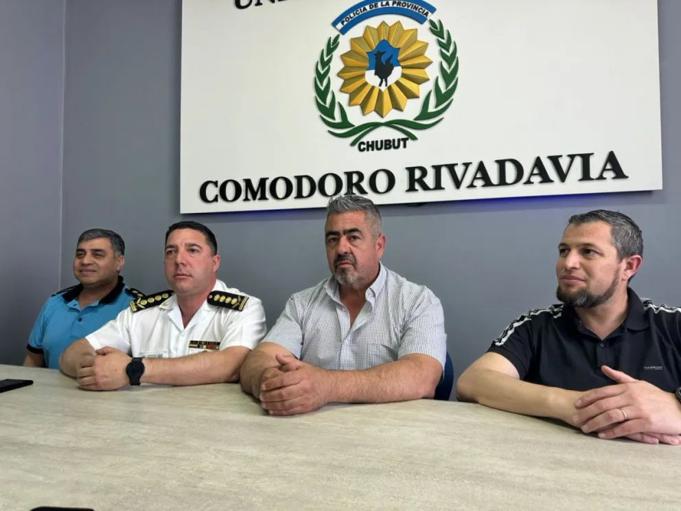 Conferencia de prensa por los detenidos en la persecución en la ruta 3 entre Comodoro Rivadavia y Trelew