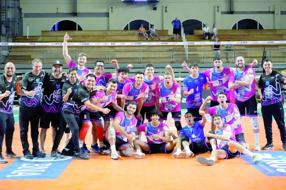 Vóleibol: Waiwen empezó su aventura con un éxito total