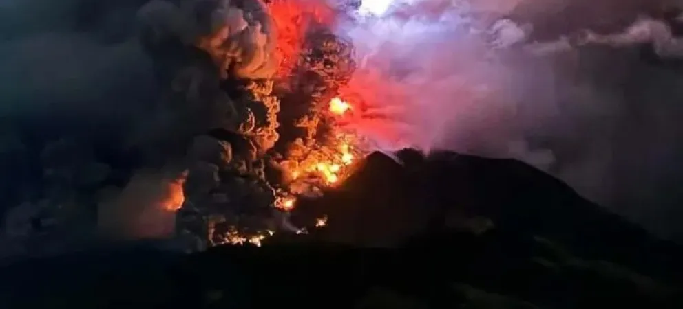 Al menos diez muertos tras la erupción de un “volcán turístico”