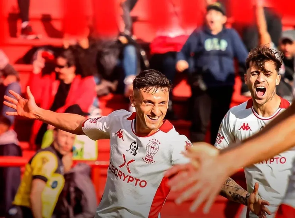 Huracán no quiere perderle pisada al líder Vélez 