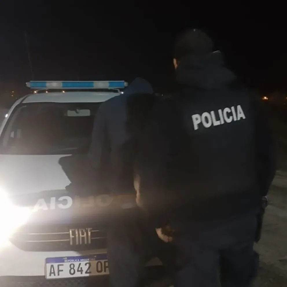 Policía fue apartado de sus funciones al verse involucrado en pelea callejera
