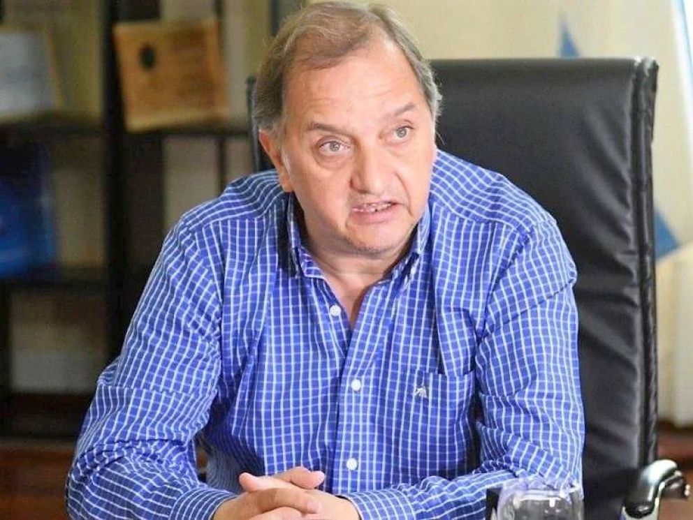 El senador Carlos Linares analizó el presente del PJ en Chubut, el futuro electoral y la crisis de la obra pública en diálogo con Crónica.