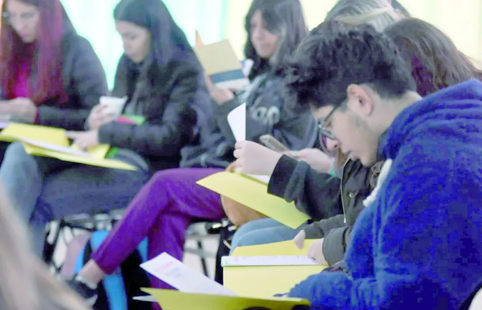 Escuelas sobre demandadas: la próxima semana reubicarán a 509 alumnos del nivel secundario