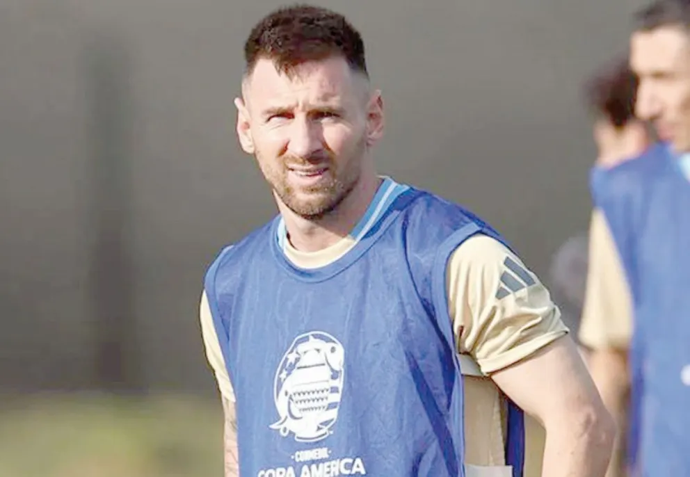Messi llegó al país para el partido del jueves