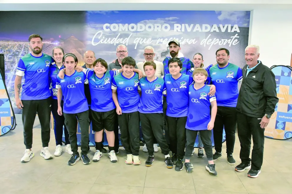 Comienzan a jugar las chicas, y por primera vez los chicos de Austral