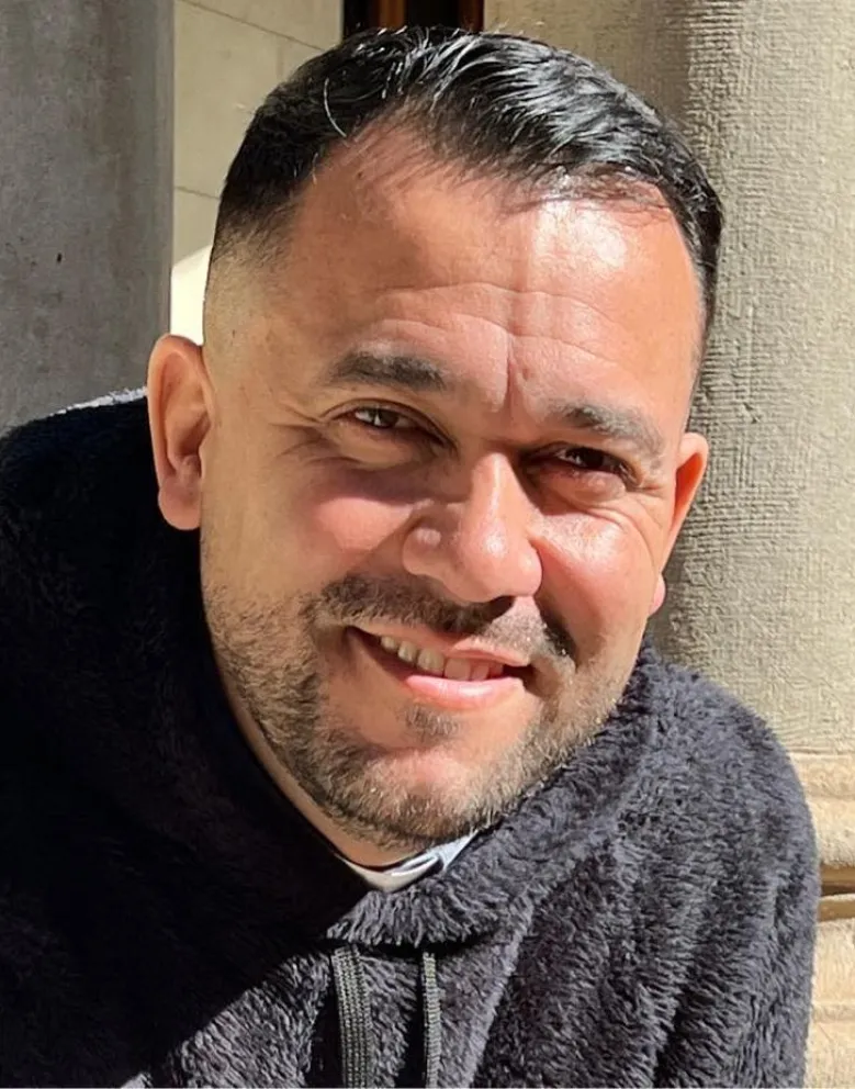 Matías Pérez, el sacerdote “influencer” llega a Comodoro Rivadavia
