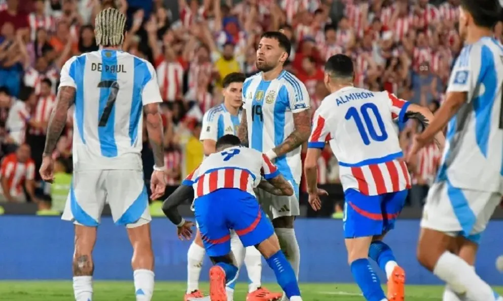 Uruguay y Colombia quieren seguir cerca de Argentina