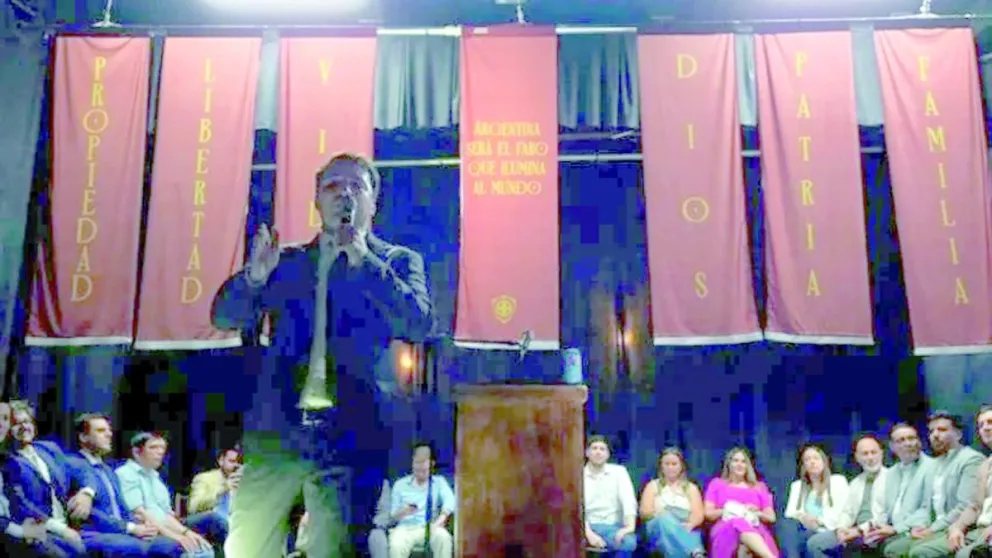 Polémica por el lanzamiento de una agrupación que se define como el “brazo armado” de Javier Milei