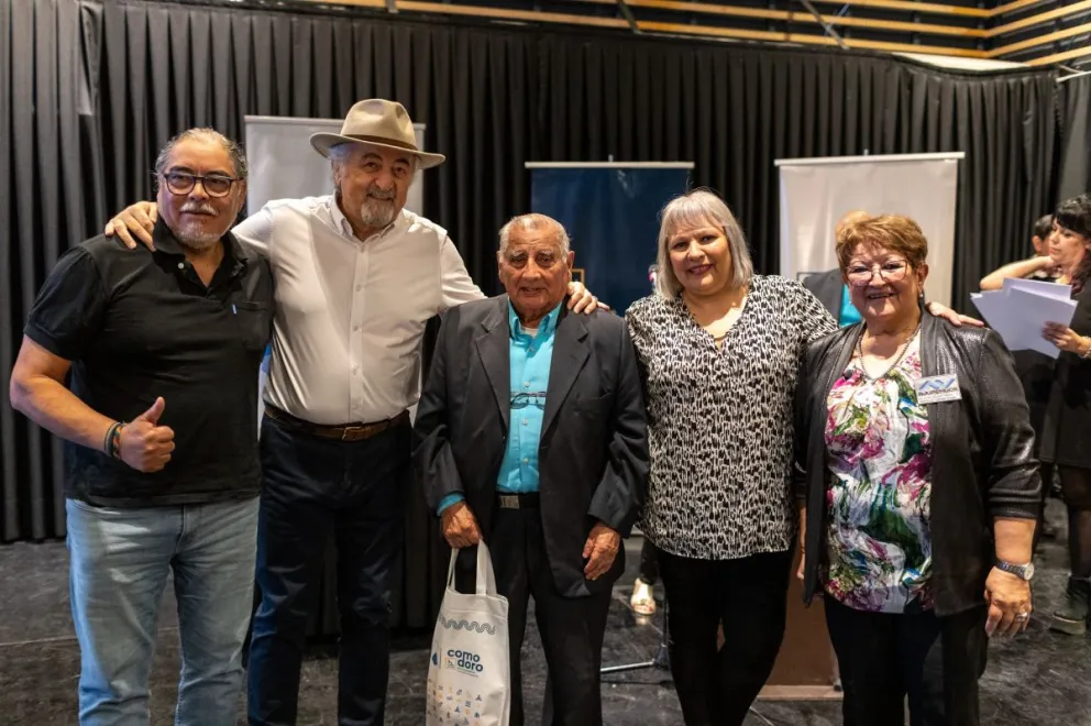 Rinden homenaje a los jubilados municipales por la tarea realizada 