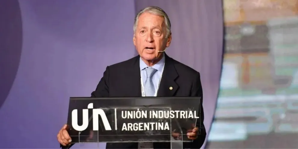 La UIA solicita reducción de impuestos y mejoras en infraestructura antes de liberalizar la economía: el sector ha perdido 30 mil empleos