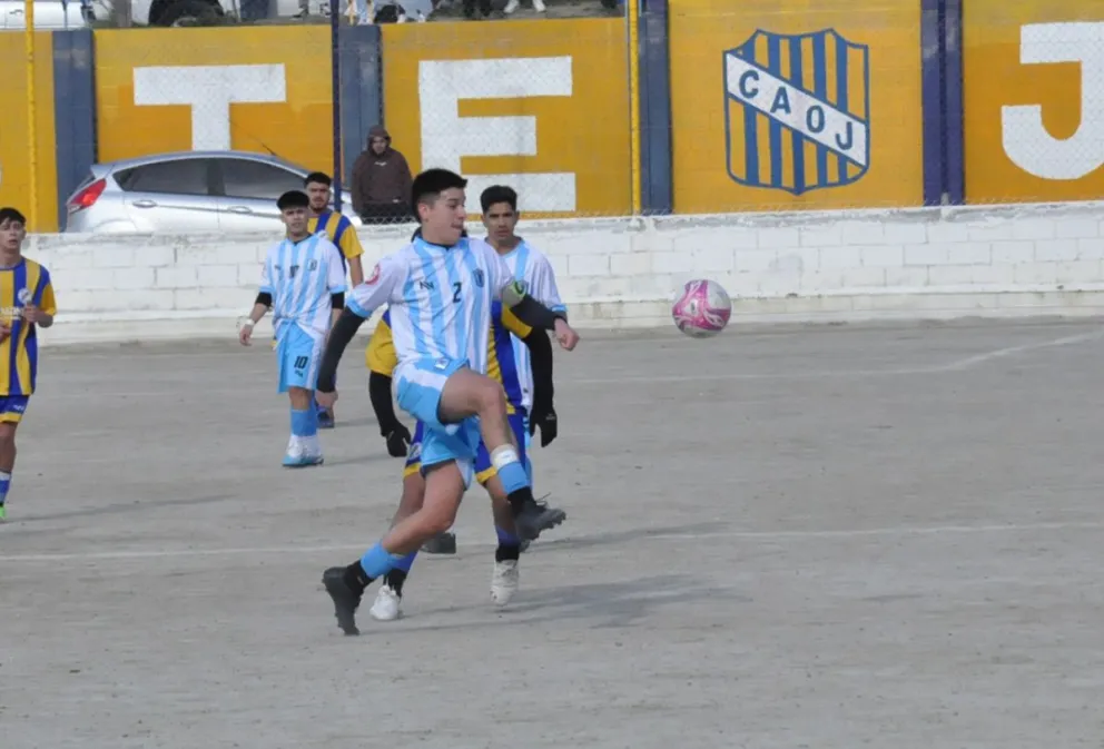 De noche, el ascenso se pone al día