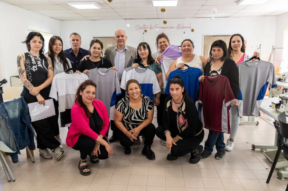 El Centro de Promoción Laboral Textil confeccionará indumentaria deportiva para clubes