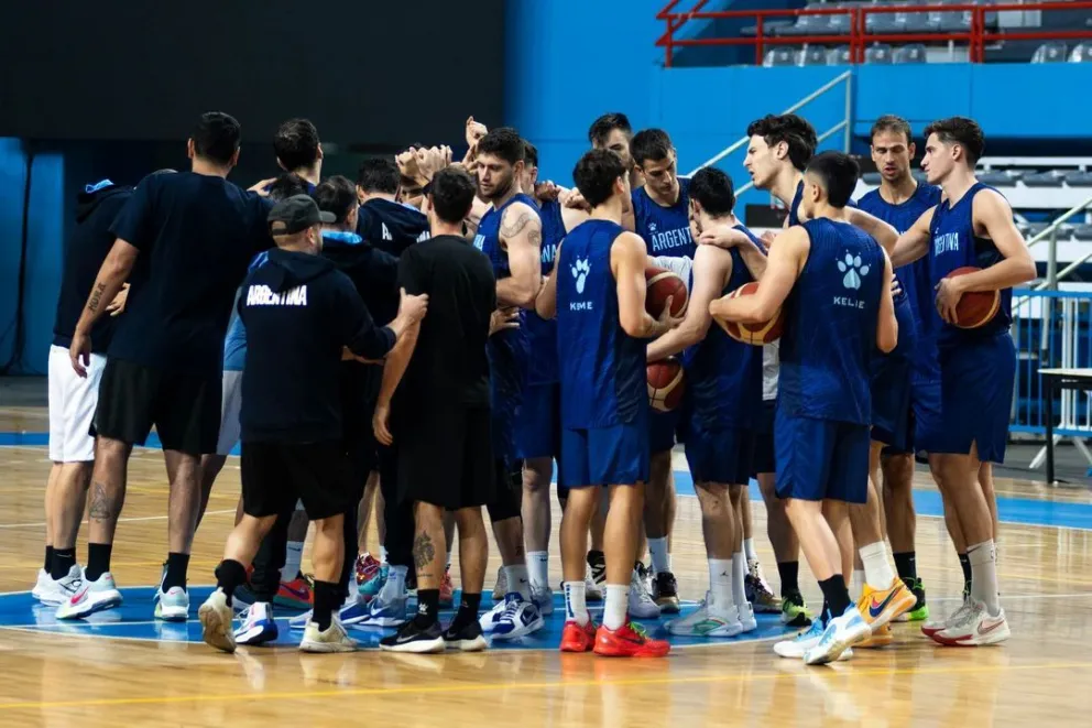 Argentina enfrenta a Venezuela por la Americup 2025
