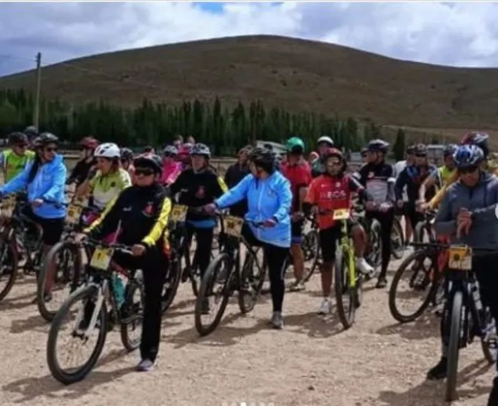 El equipo "Tres Estrellas" bicampeón de las Olimpiadas Interhospitalarias
