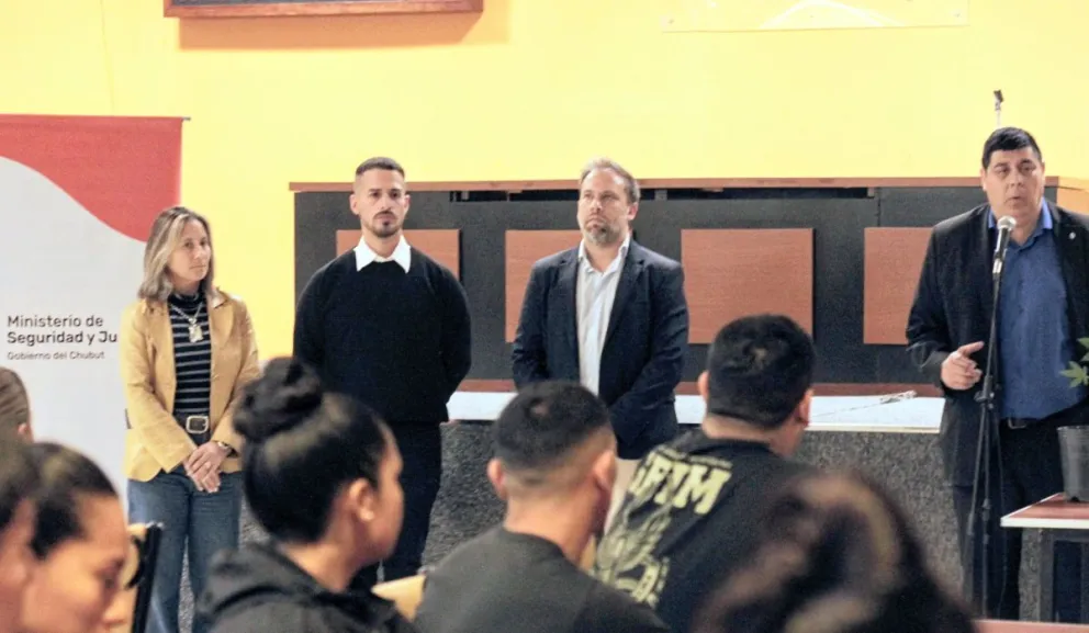 Reprocann: El Gobierno provincial capacitó a la Policía del Chubut en actualización de normativas en Puerto Madryn
