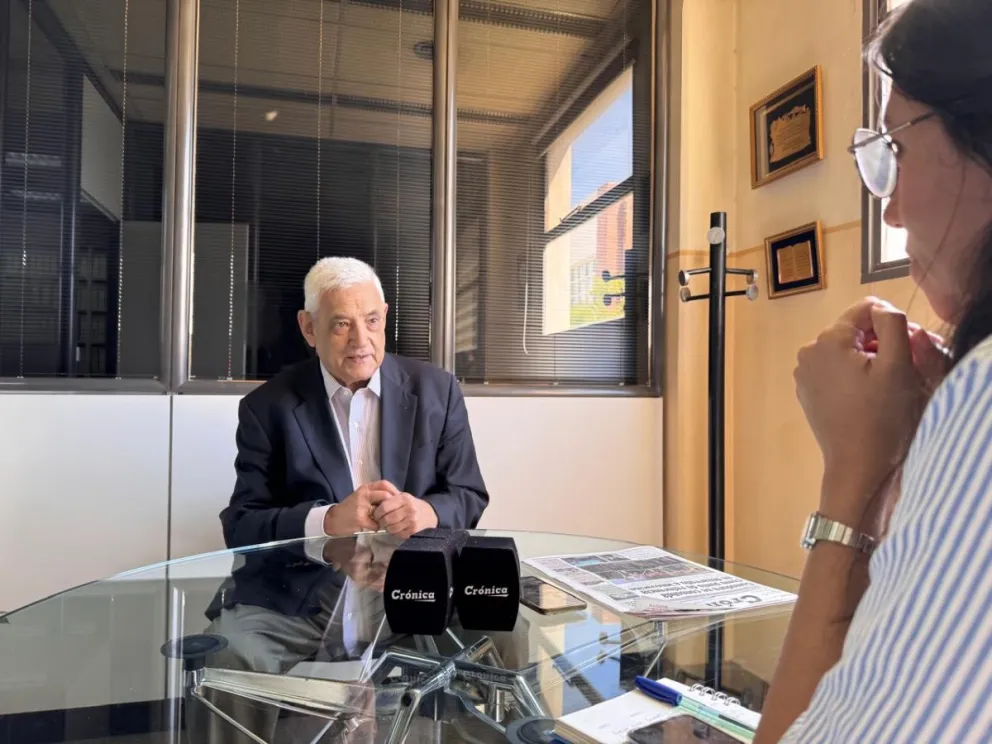 “Los partidos políticos tradicionales en Argentina viven una profunda crisis de identidad”