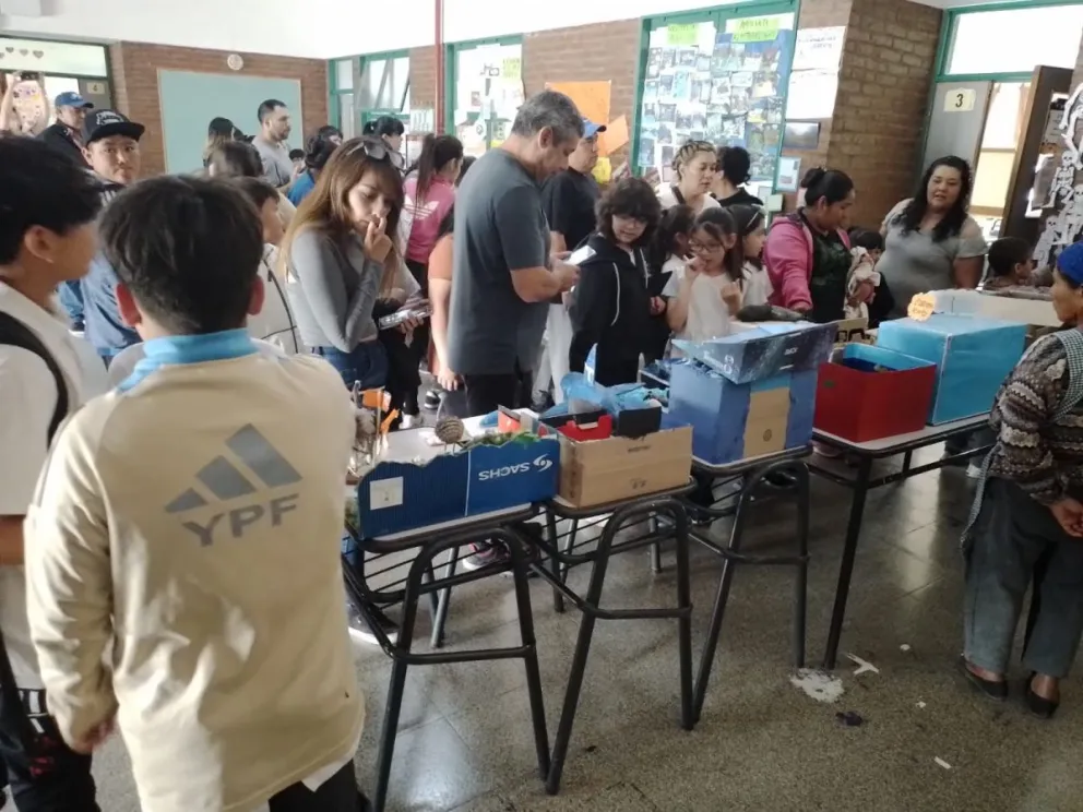 Estudiantes de la Escuela Nº 211 tuvieron su Muestra Anual