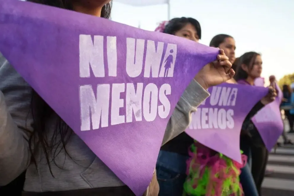 25 de noviembre "Día Internacional de la Lucha contra la Violencia hacia la Mujer"