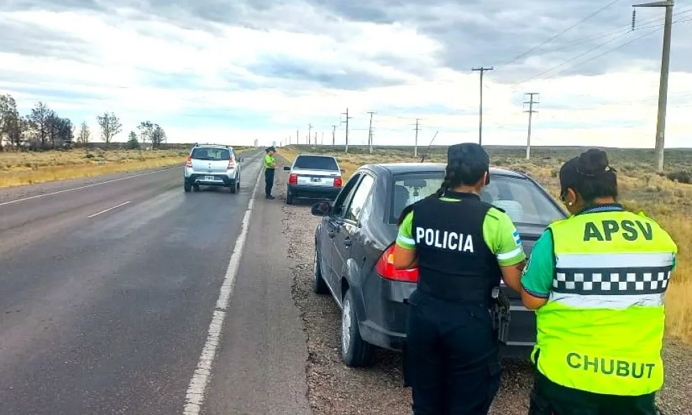 El Gobierno del Chubut controló más de 10.300 vehículos y retiró a 89 conductores alcoholizados de la vía pública