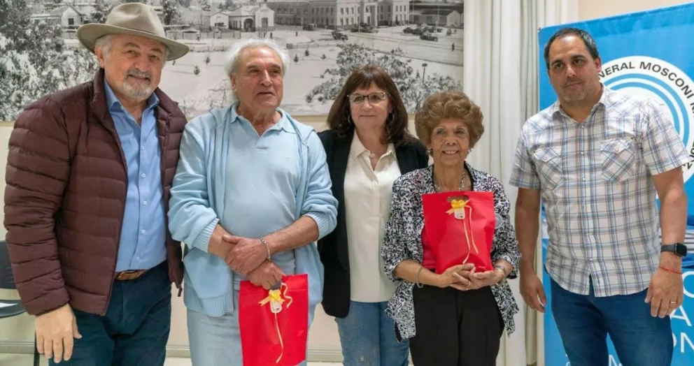 General Mosconi: Macharashvili acompañó la asunción de la nueva Comisión de la Vecinal del barrio