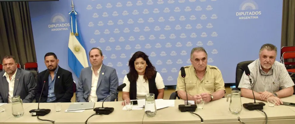 En el marco del día de la Marina Mercante, llamaron a la defensa de la soberanía nacional y la industria naval