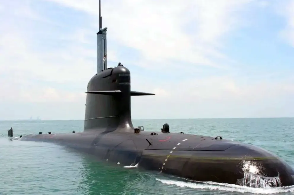 Defensa: Milei quiere comprar tres submarinos Scorpene para reforzar a la Armada Argentina