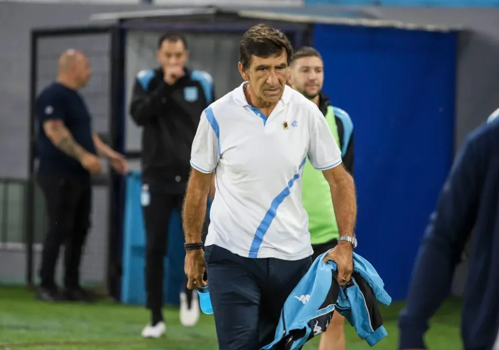 Racing: Gustavo Costas afirmó que aún no pensó en su continuidad