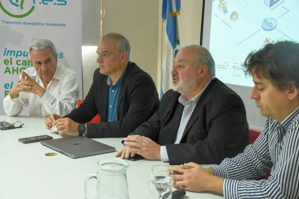 Comodoro Conocimiento capacitó sobre hidrógeno y Power-to-X renovable en Chubut