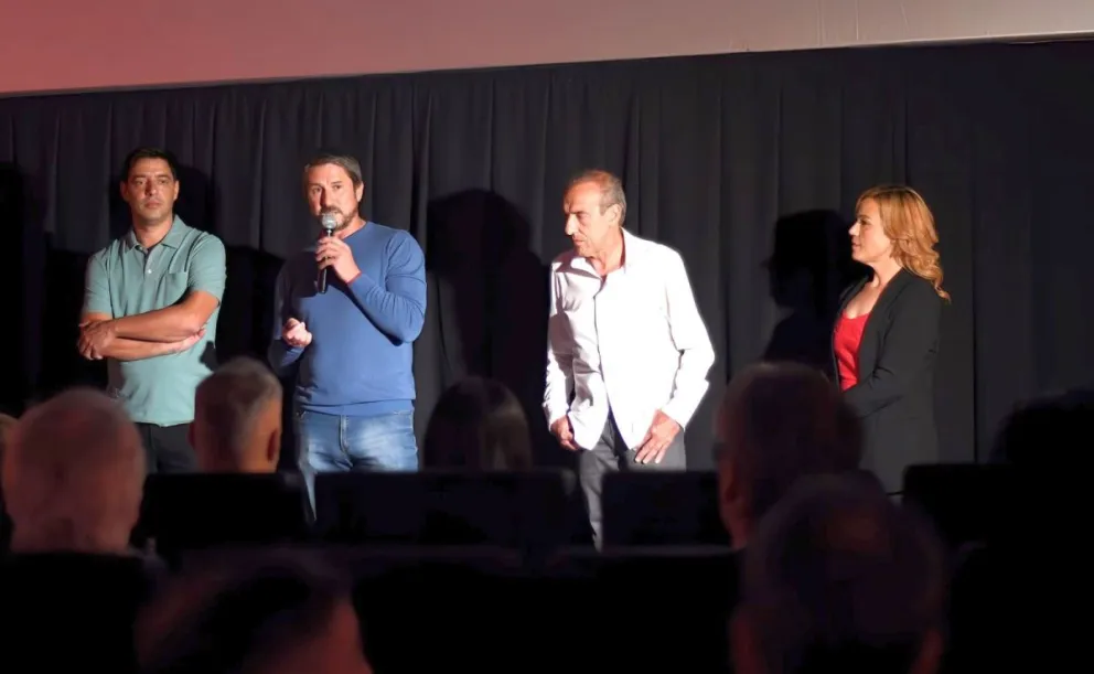 Apertura de la sala 2 del Cine Coliseo en Trelew: "Representa la cultura, la vida social y genera empleo", dijo Merino